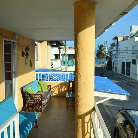 Hostel Stingray ซานอันเดรส ภายนอก รูปภาพ