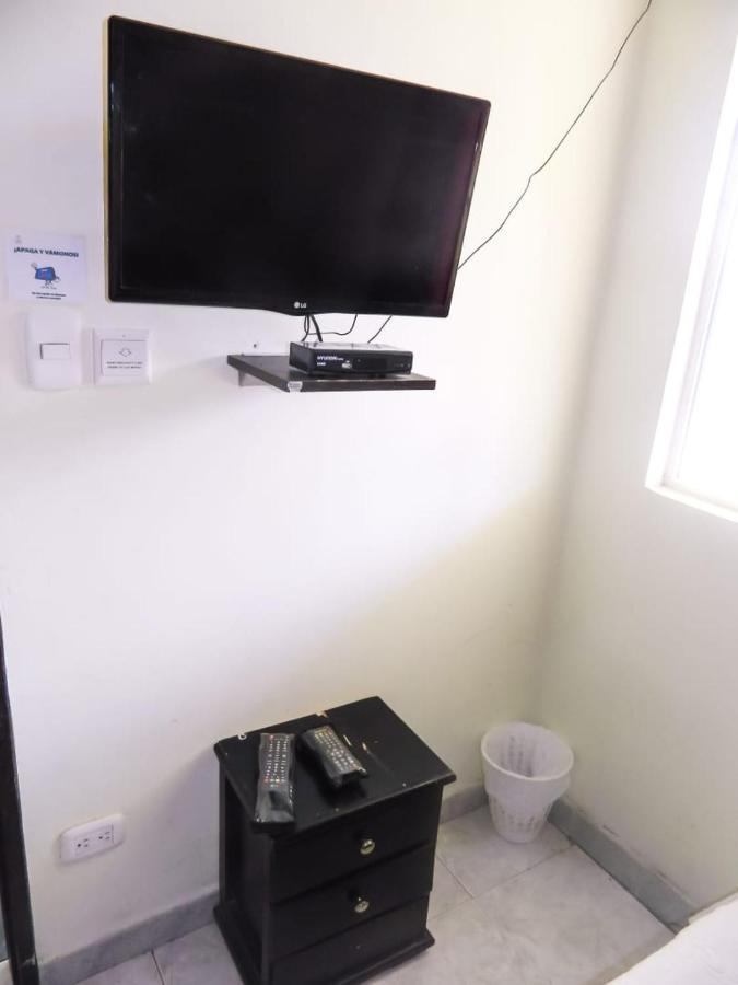 Hostel Stingray ซานอันเดรส ภายนอก รูปภาพ