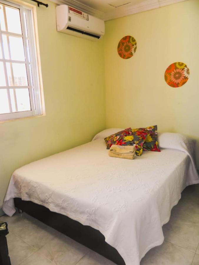 Hostel Stingray ซานอันเดรส ภายนอก รูปภาพ