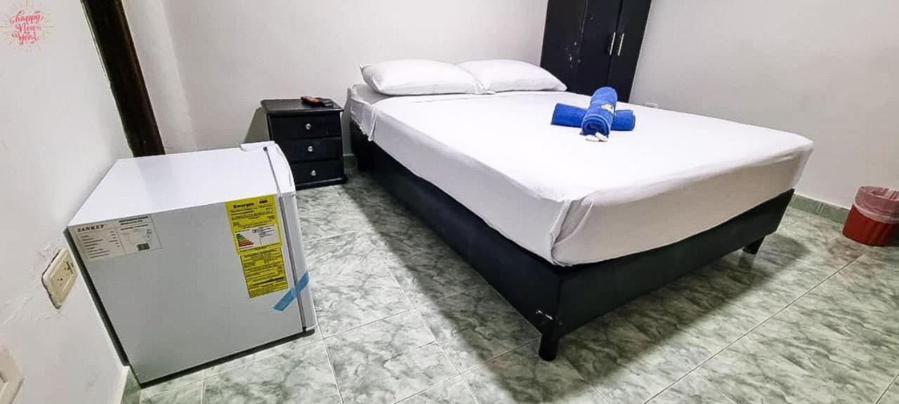 Hostel Stingray ซานอันเดรส ภายนอก รูปภาพ