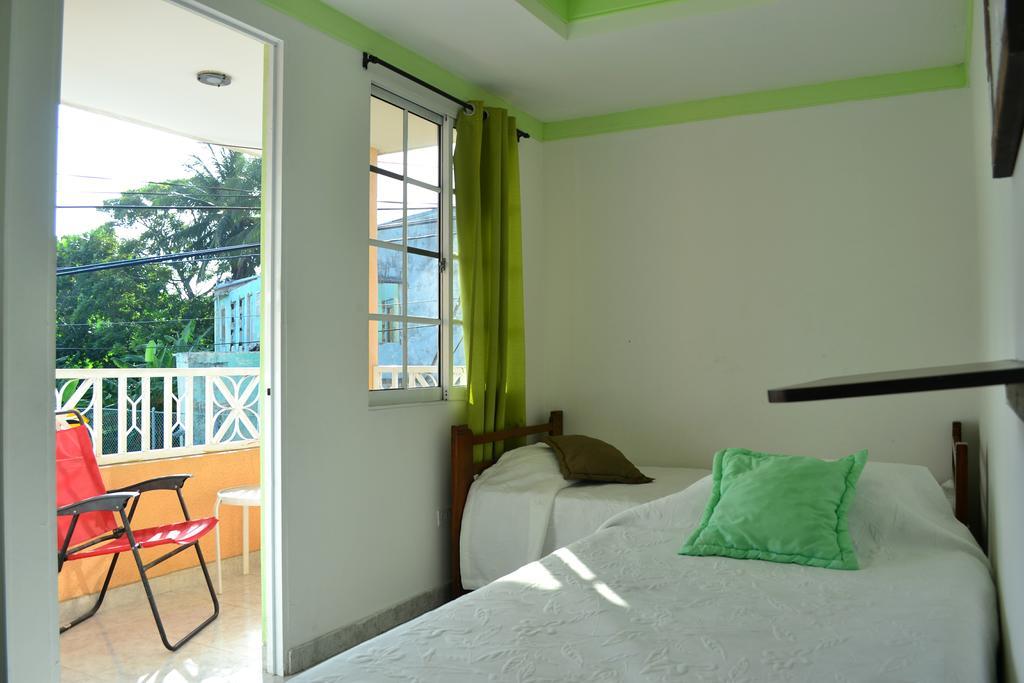 Hostel Stingray ซานอันเดรส ภายนอก รูปภาพ
