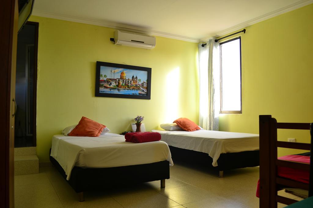 Hostel Stingray ซานอันเดรส ภายนอก รูปภาพ