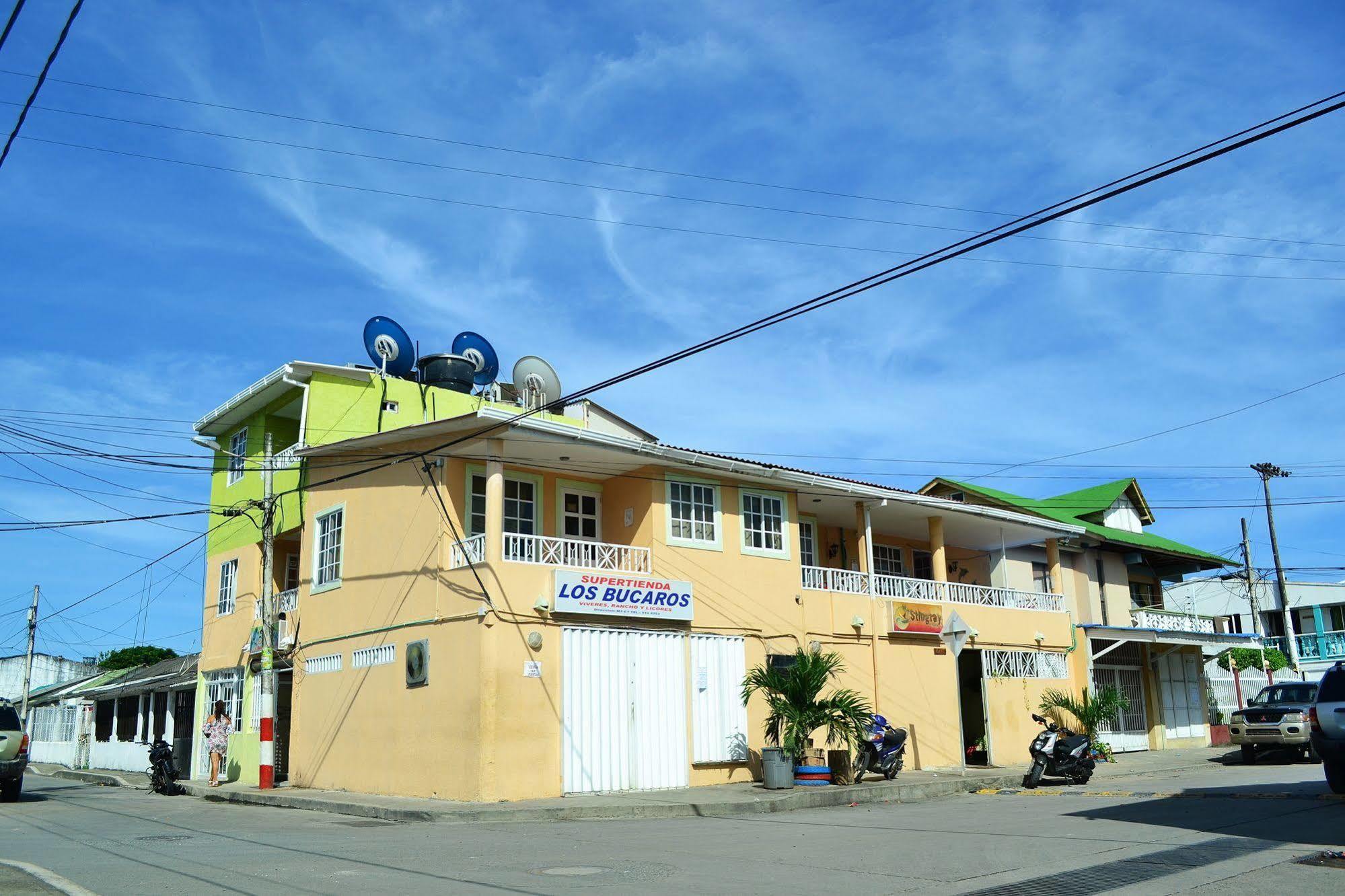 Hostel Stingray ซานอันเดรส ภายนอก รูปภาพ