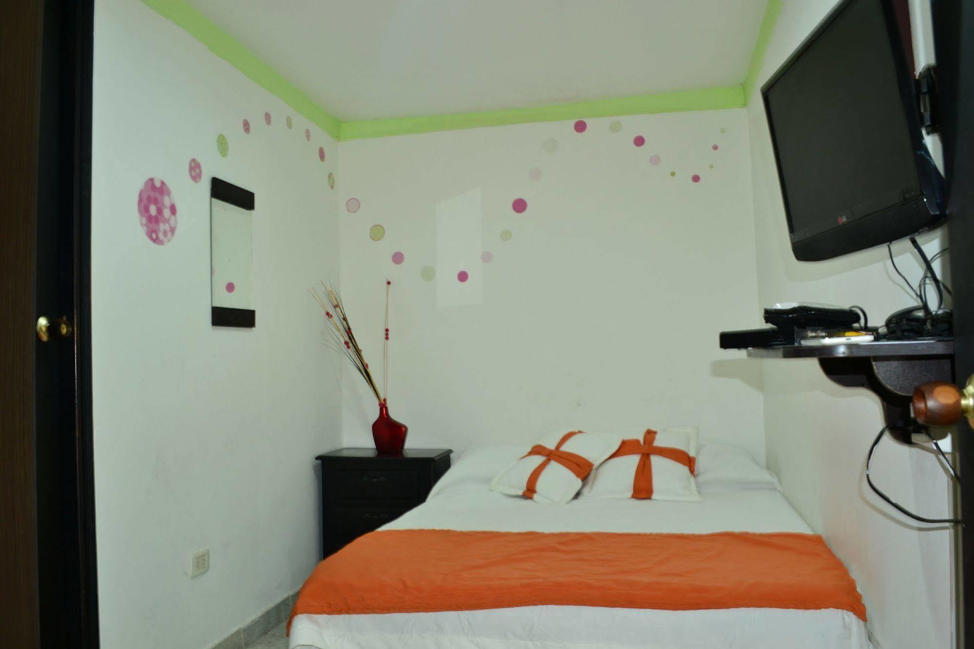 Hostel Stingray ซานอันเดรส ภายนอก รูปภาพ