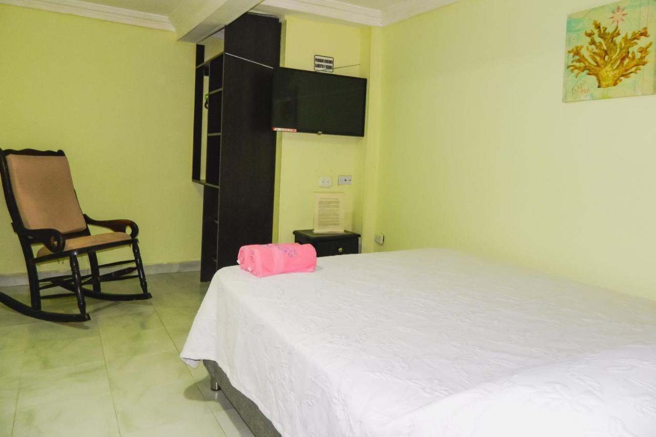 Hostel Stingray ซานอันเดรส ภายนอก รูปภาพ