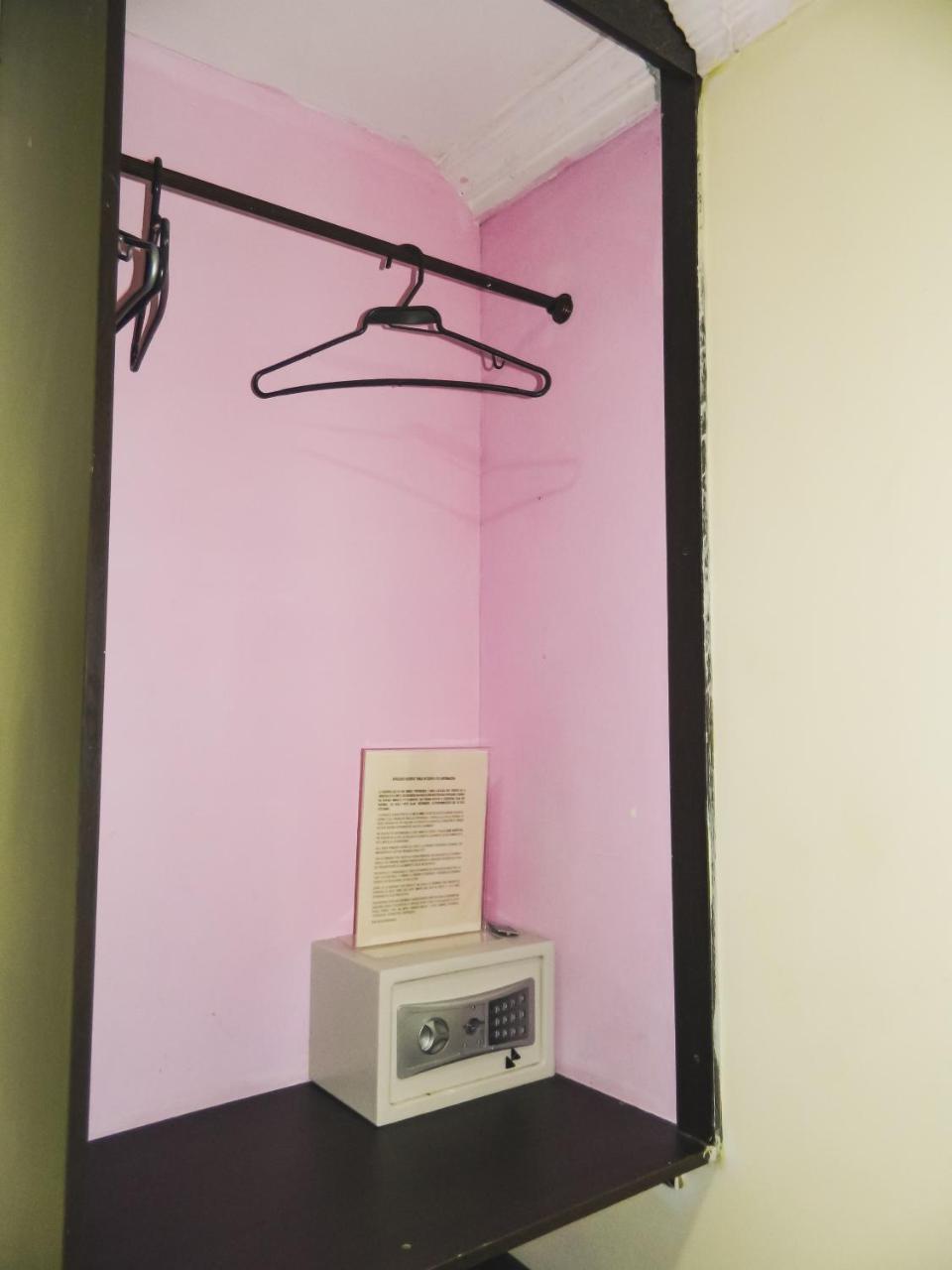 Hostel Stingray ซานอันเดรส ภายนอก รูปภาพ