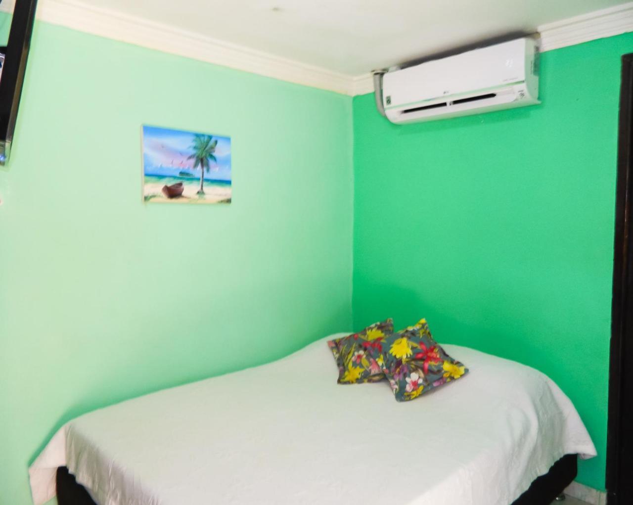 Hostel Stingray ซานอันเดรส ภายนอก รูปภาพ