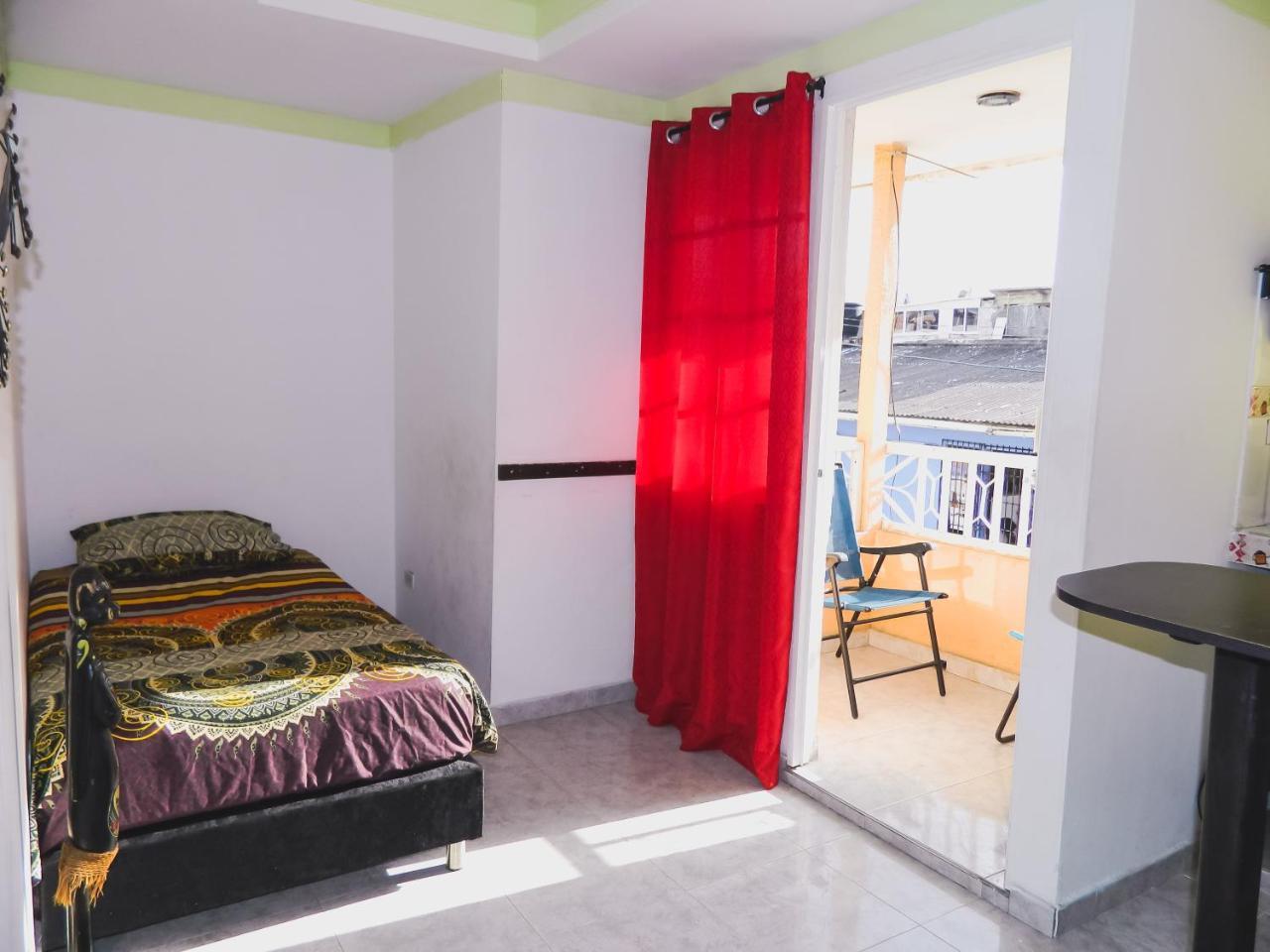 Hostel Stingray ซานอันเดรส ภายนอก รูปภาพ