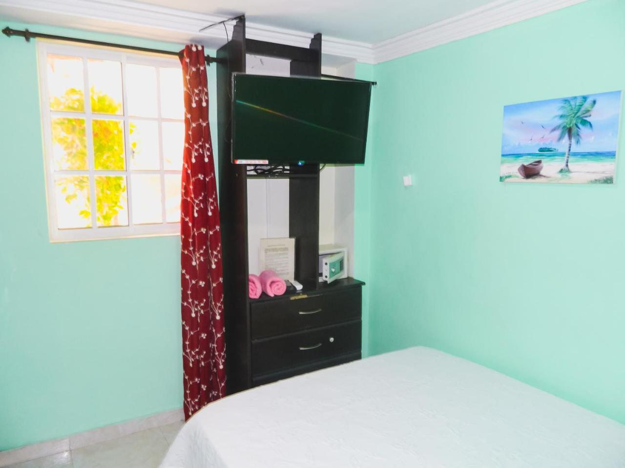Hostel Stingray ซานอันเดรส ภายนอก รูปภาพ