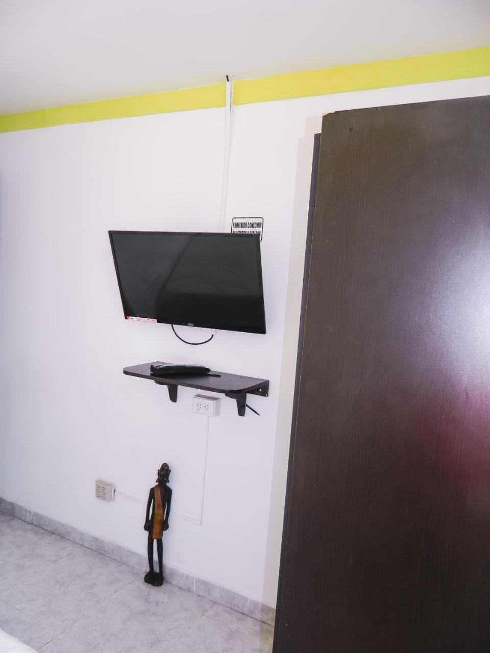 Hostel Stingray ซานอันเดรส ภายนอก รูปภาพ