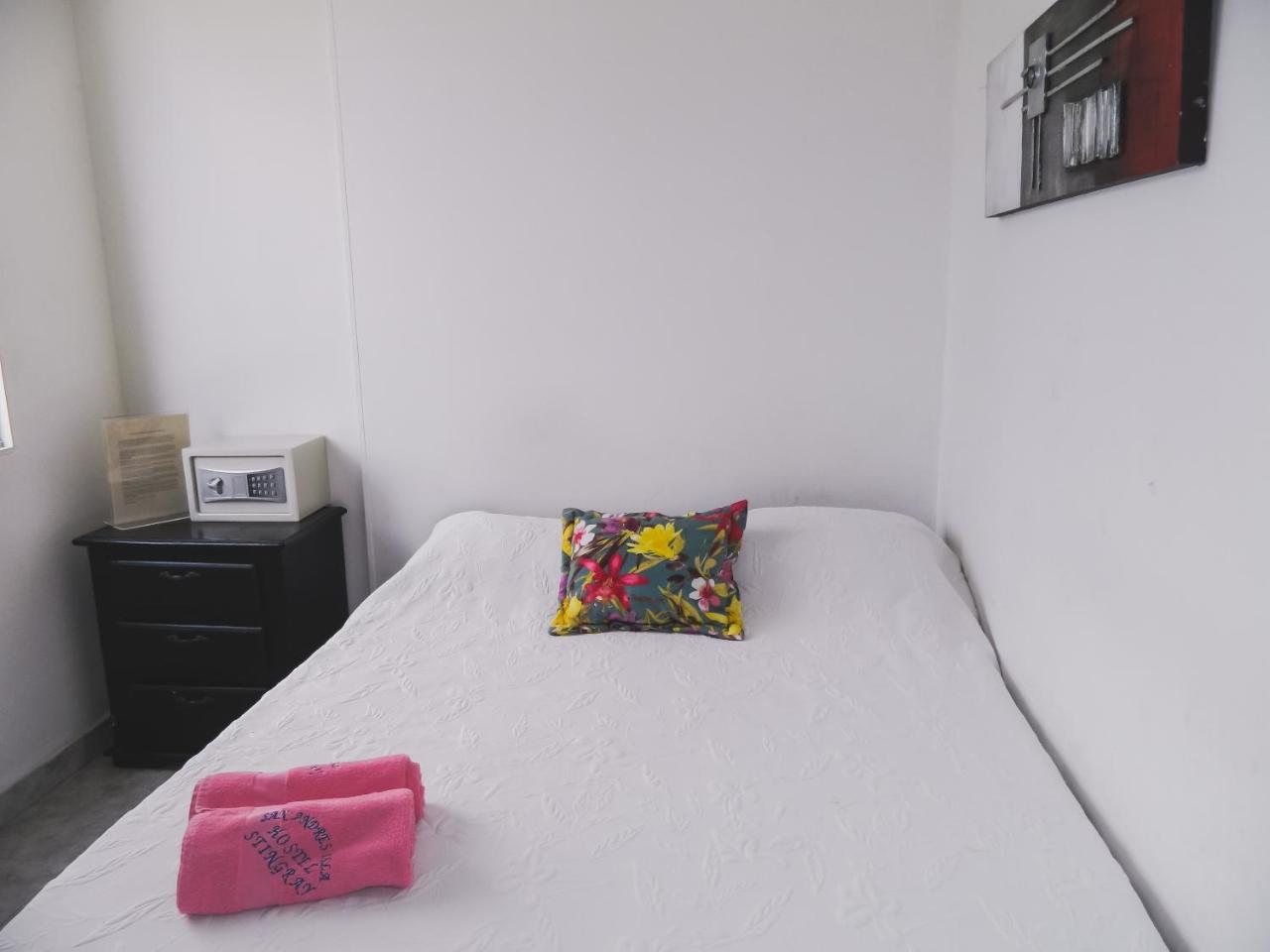Hostel Stingray ซานอันเดรส ภายนอก รูปภาพ