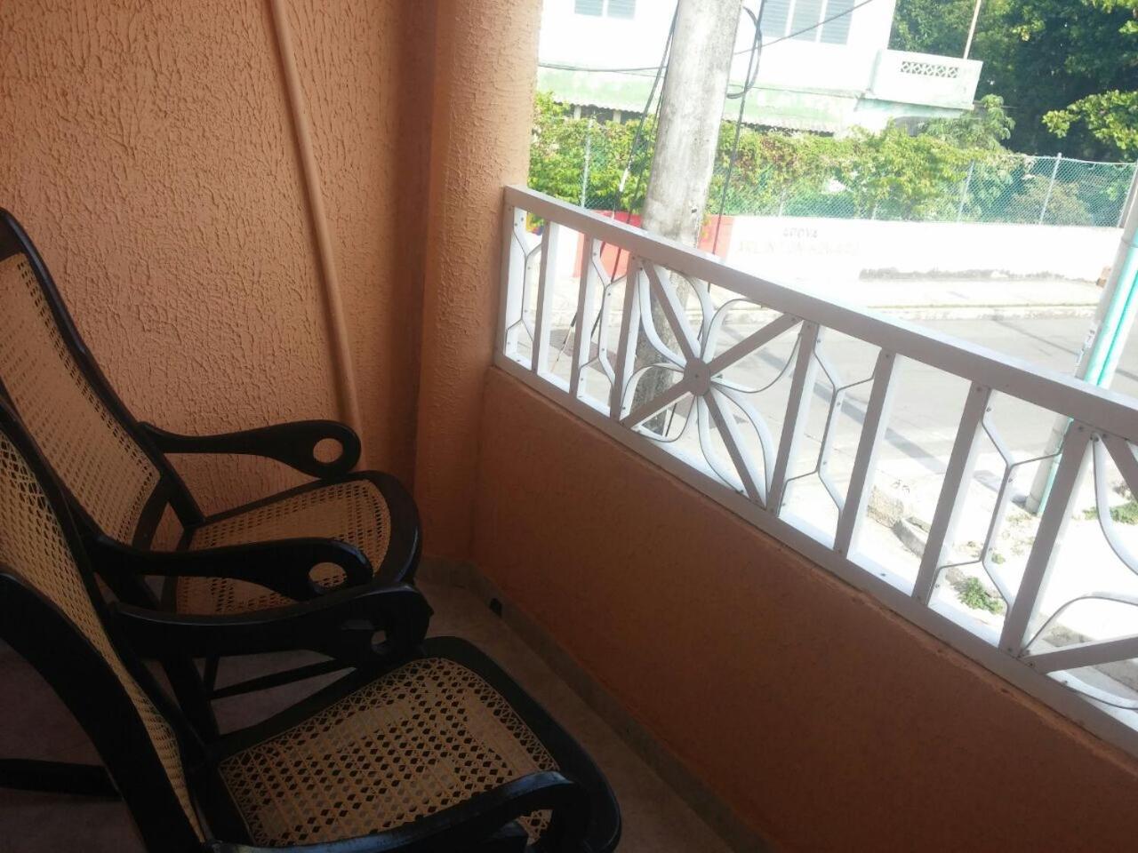 Hostel Stingray ซานอันเดรส ภายนอก รูปภาพ